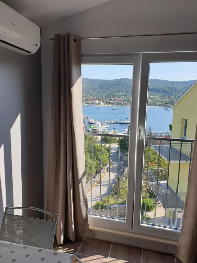 Vinišće Apartments Zdenka المظهر الخارجي الصورة