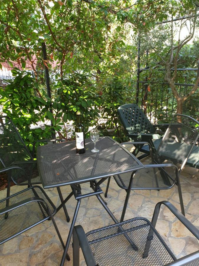 Vinišće Apartments Zdenka المظهر الخارجي الصورة