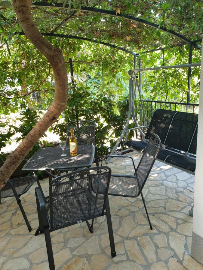 Vinišće Apartments Zdenka المظهر الخارجي الصورة