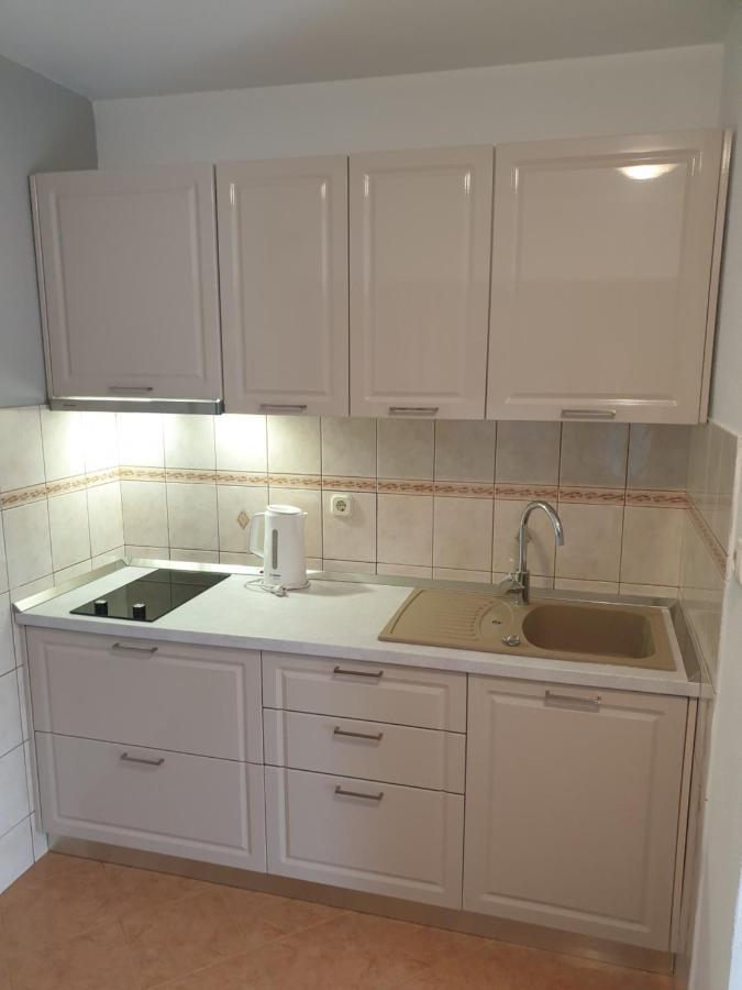 Vinišće Apartments Zdenka المظهر الخارجي الصورة