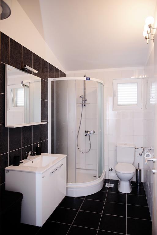 Vinišće Apartments Zdenka الغرفة الصورة