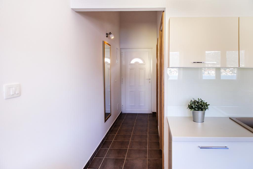 Vinišće Apartments Zdenka المظهر الخارجي الصورة