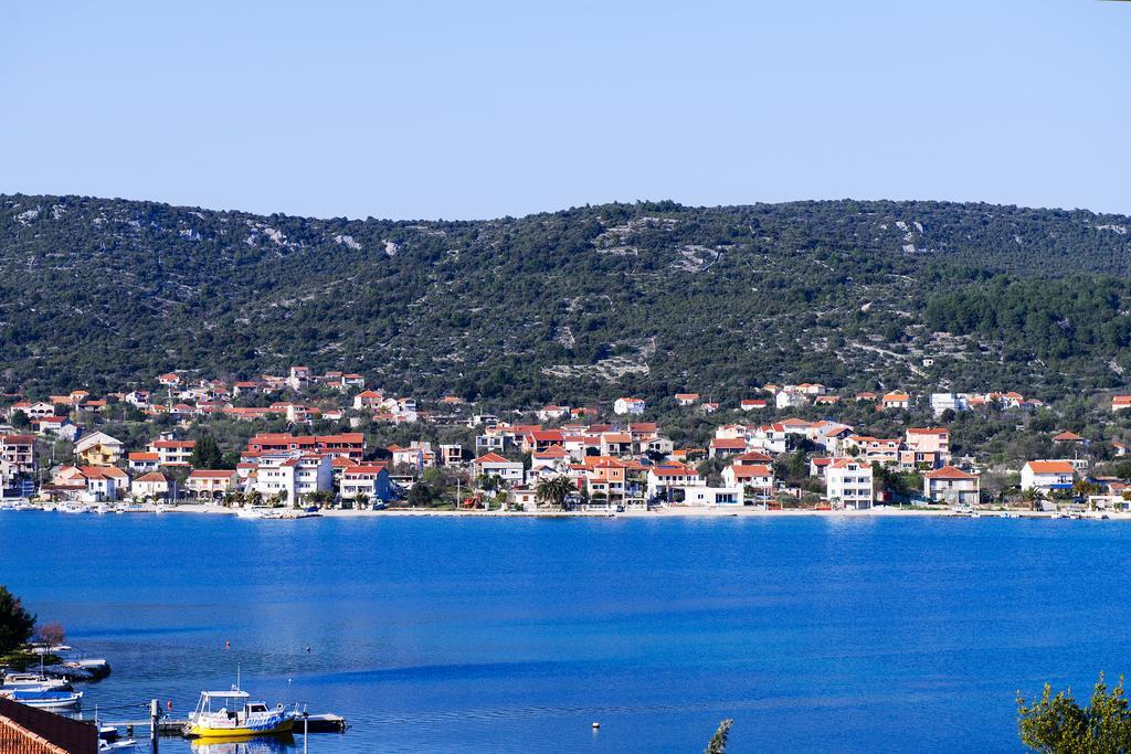 Vinišće Apartments Zdenka المظهر الخارجي الصورة